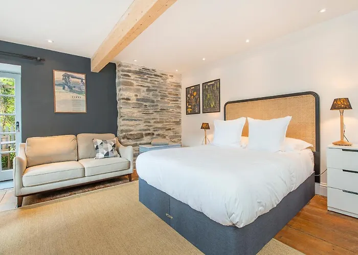 The Garden Room Apartment